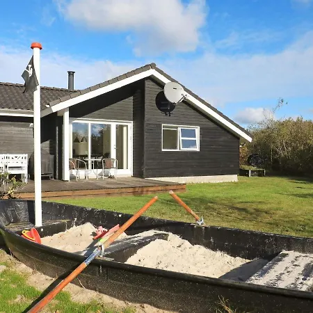 6 Person Holiday In