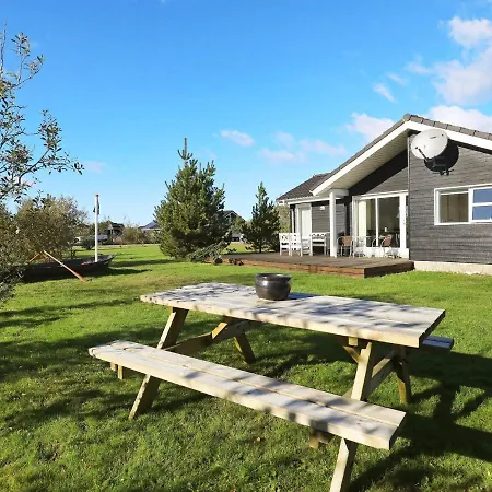 6 Person Holiday In Vakantiehuis *
