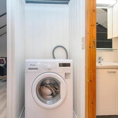 6 Person In Holiday home Vemb